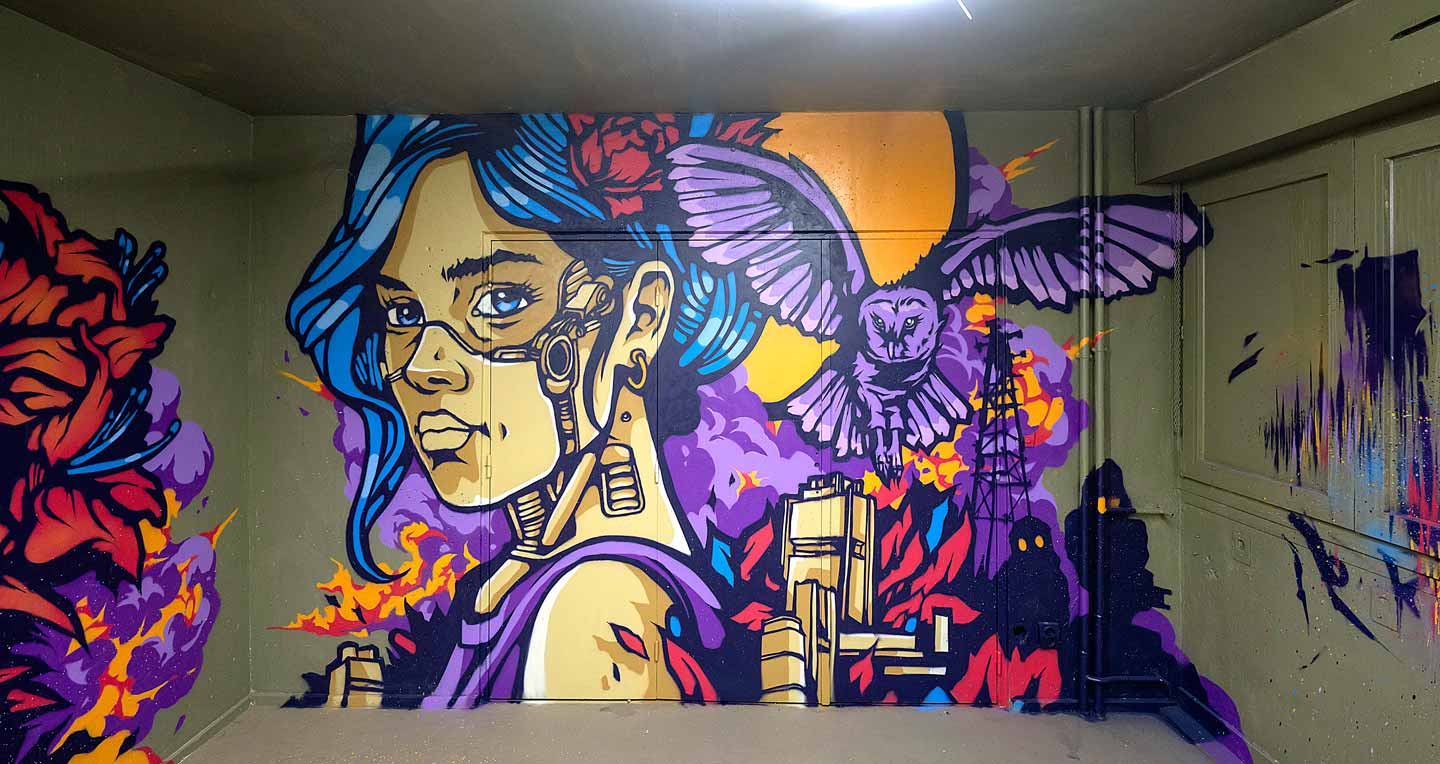 UVB76-Installation-CrHOME-Forbach-main-wall UVB76 cyberpunk mural with female survivor and Owl of Minerva by Alex Kanos