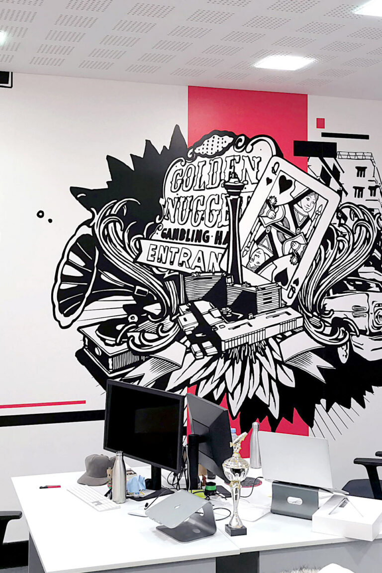A Street Art Mural paint by Alex Kanos in Winimax a wall made by alex kanos in winamax office