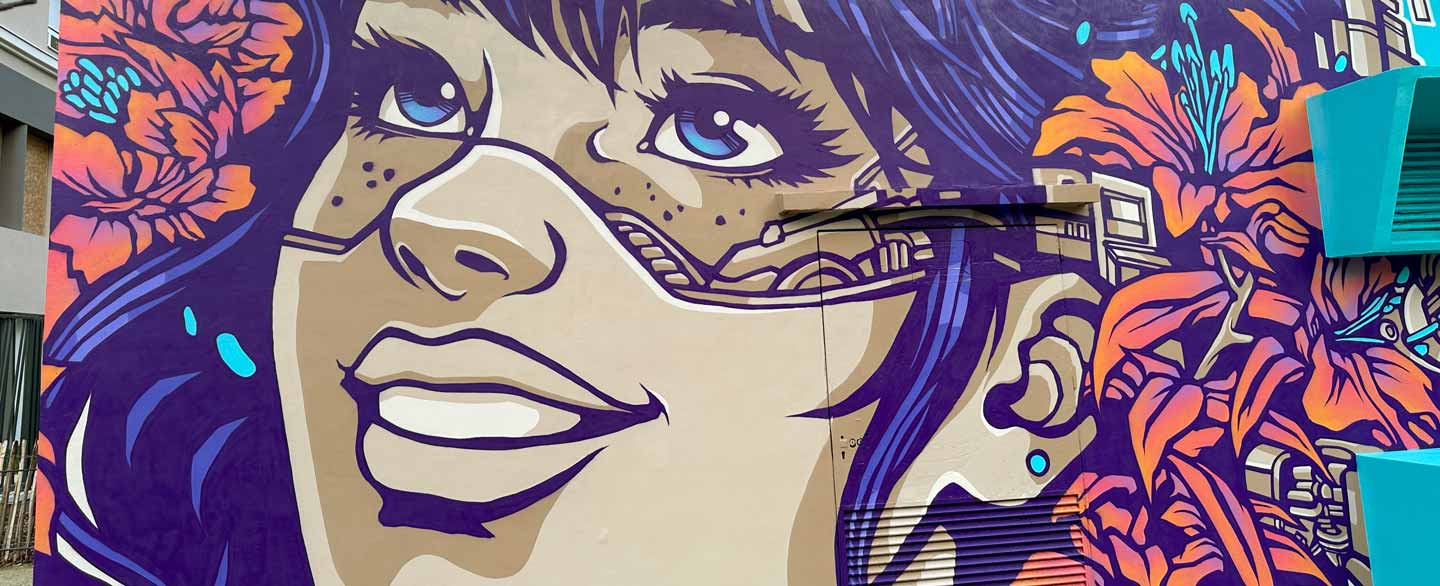 lumieres-cyberpunk-woman-portrait-detail Close-up of the cyberpunk female portrait from the Lumières mural