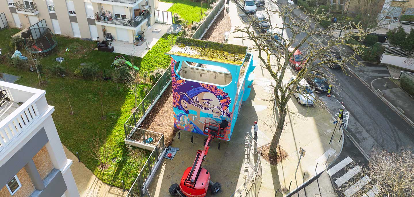 street-art-argenteuil-lumieres-mural-drone-work-progress-01 Aerial perspective of the Lumières street art mural during production